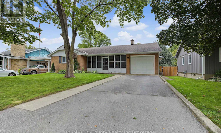 9 Parkside Drive