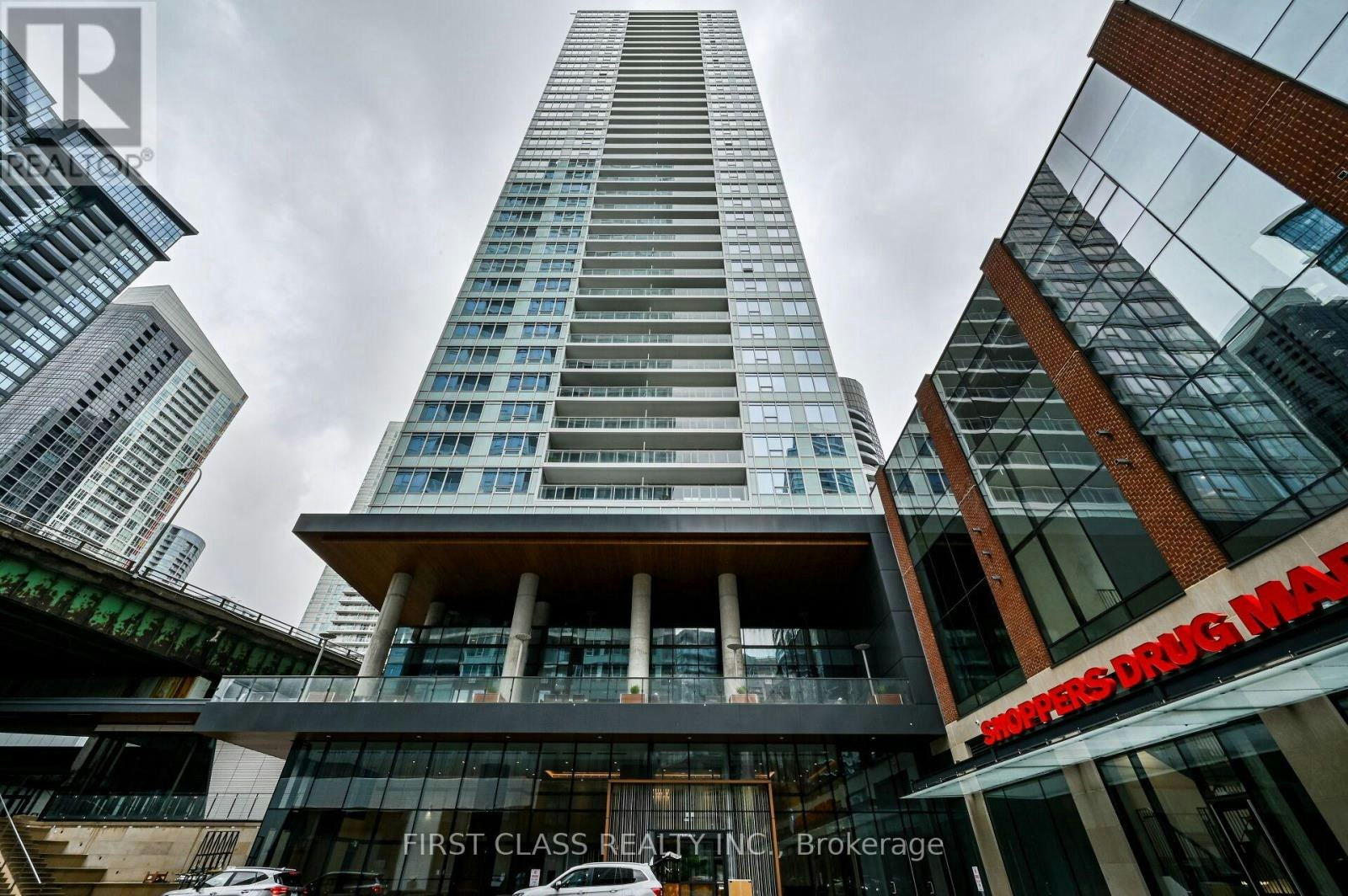 915-17 Bathurst Street, Toronto, ON, M5V 0N1 - 3