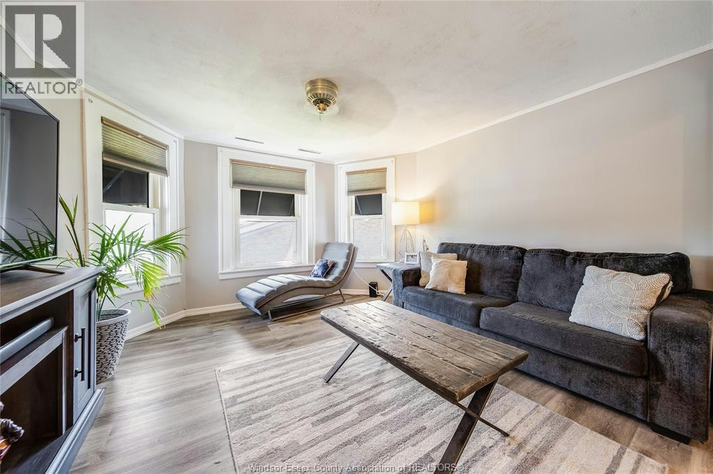 MAIN-178 First Street, Lakeshore, ON, N0R 1A0 - 24