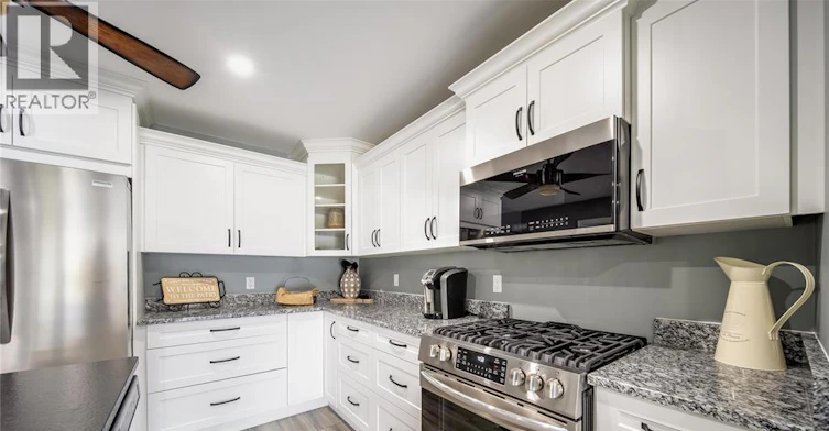 MAIN-178 First Street, Lakeshore, ON, N0R 1A0 - 11