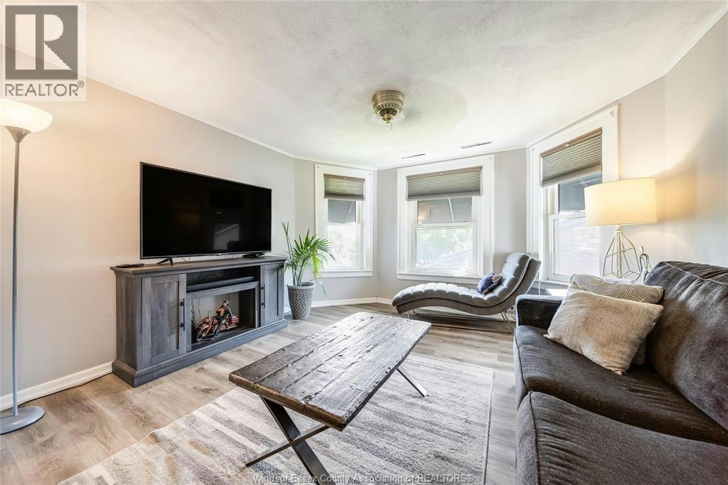 MAIN-178 First Street, Lakeshore, ON, N0R 1A0 - 23