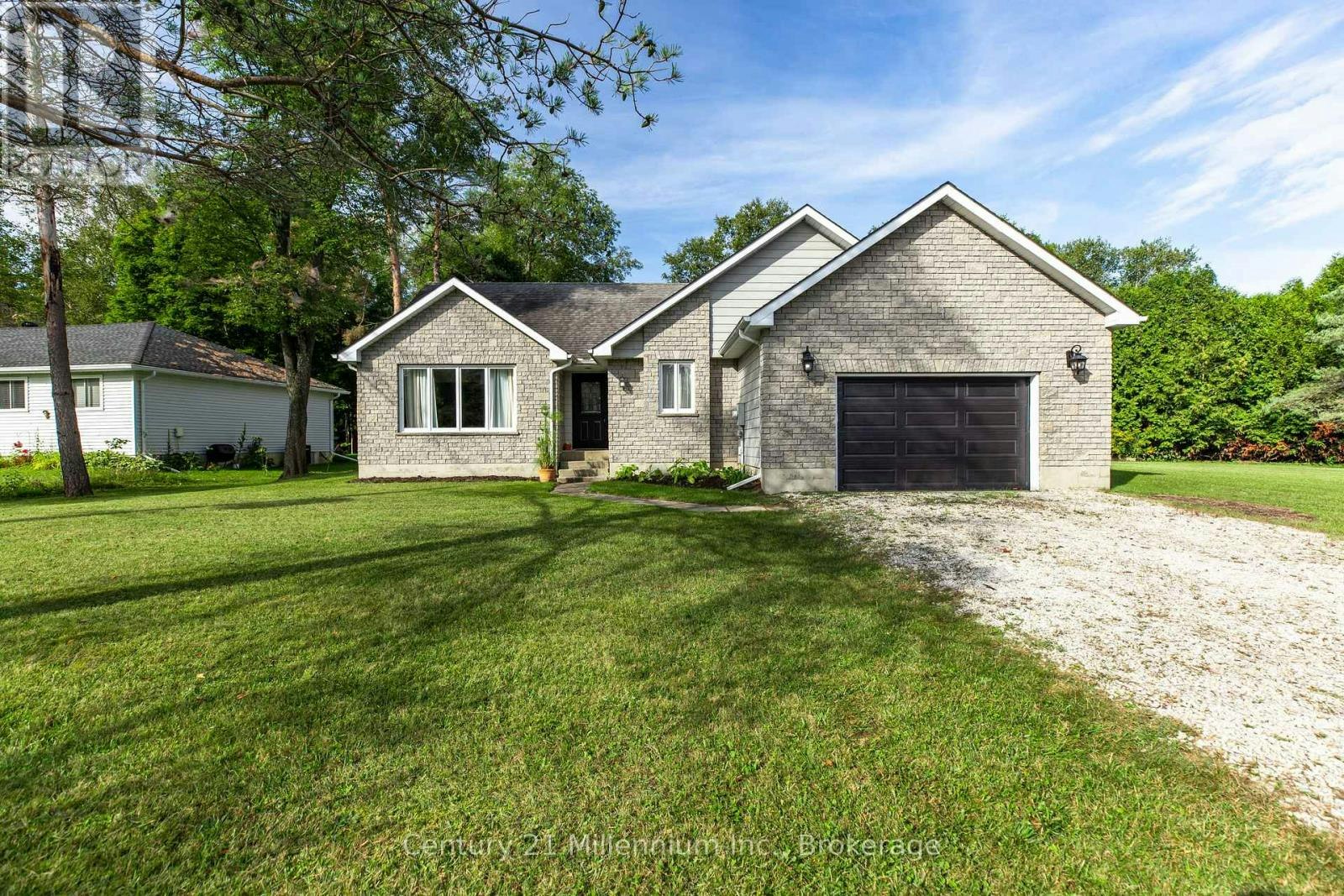 103 Dorena Crescent, South Bruce Peninsula, ON, N0H 2G0