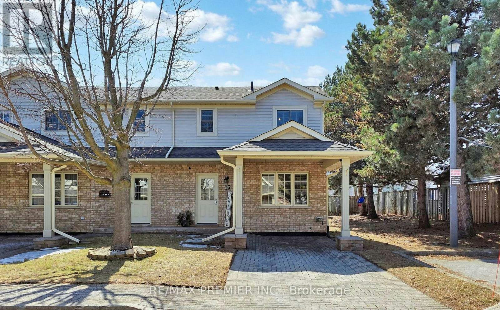 13-9 Wentworth Drive, Grimsby, ON, L3M 5H9 - 2