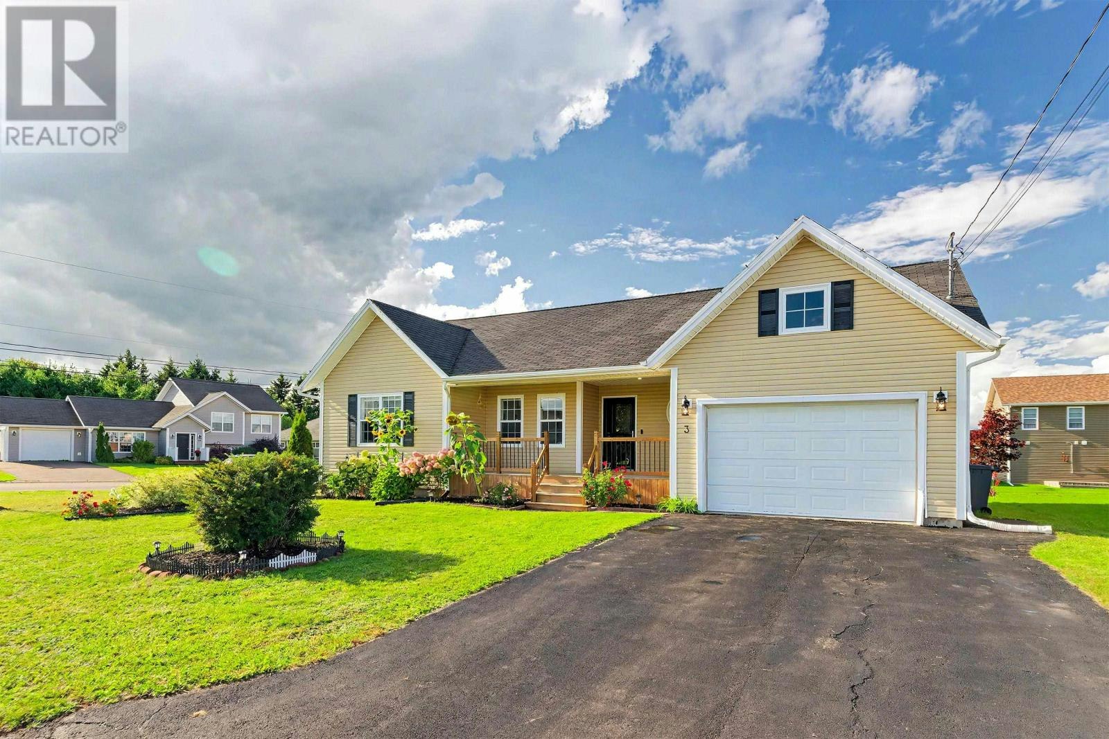 3 Hummingbird Street, Charlottetown, PE, C1E 0J1
