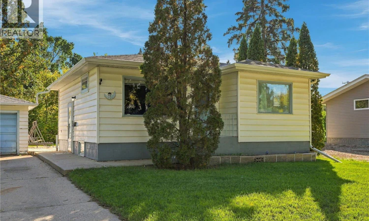 107 106th Street W