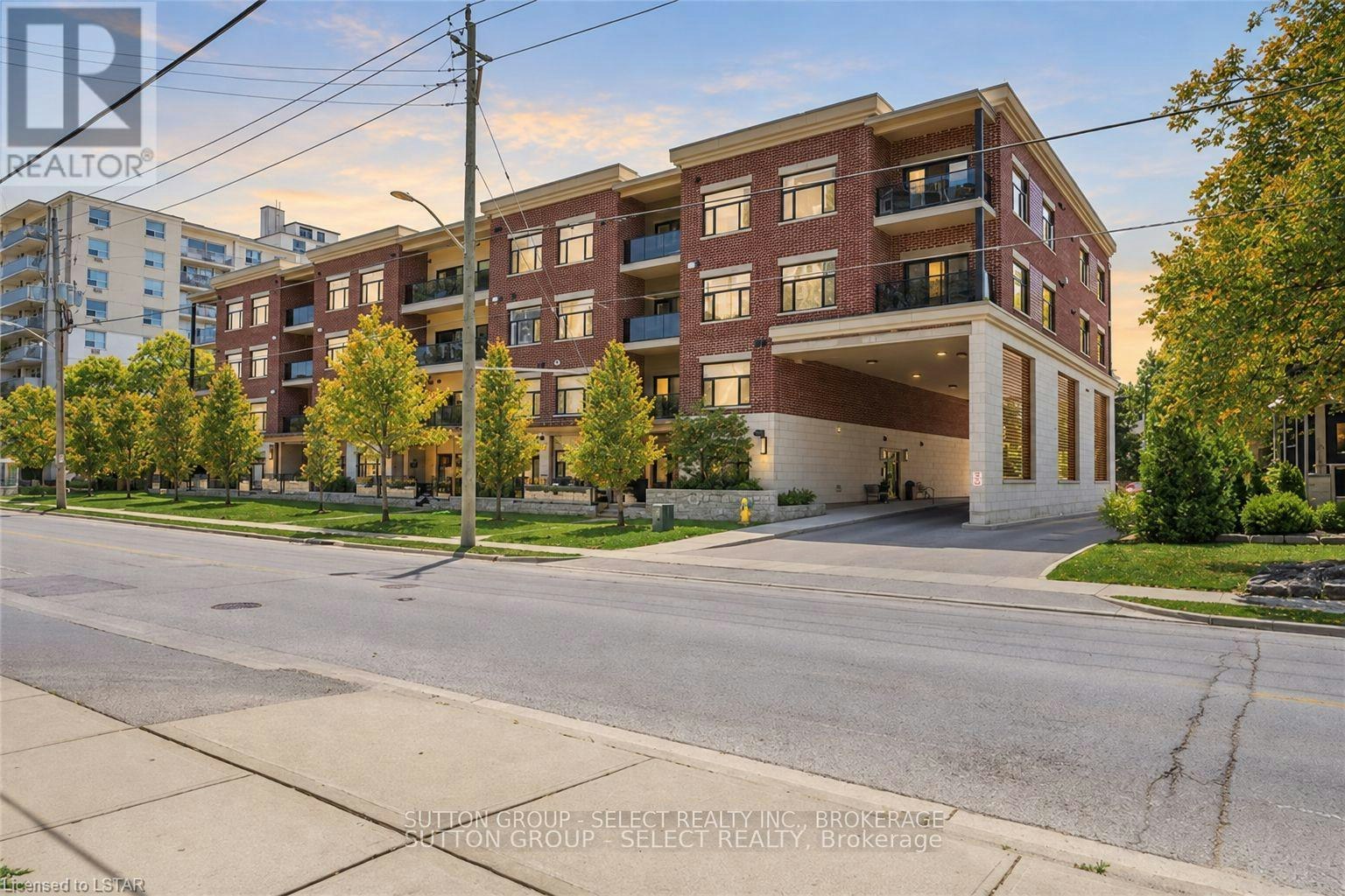 102-89 Ridout Street, London, ON, N6C 3X2