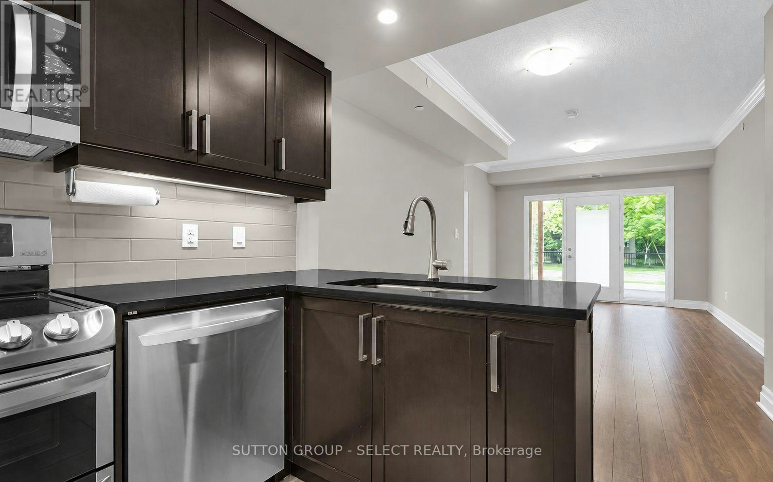 102-89 Ridout Street, London, ON, N6C 3X2 - 6