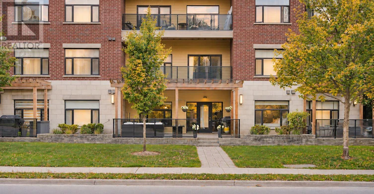 102-89 Ridout Street, London, ON, N6C 3X2 - 2