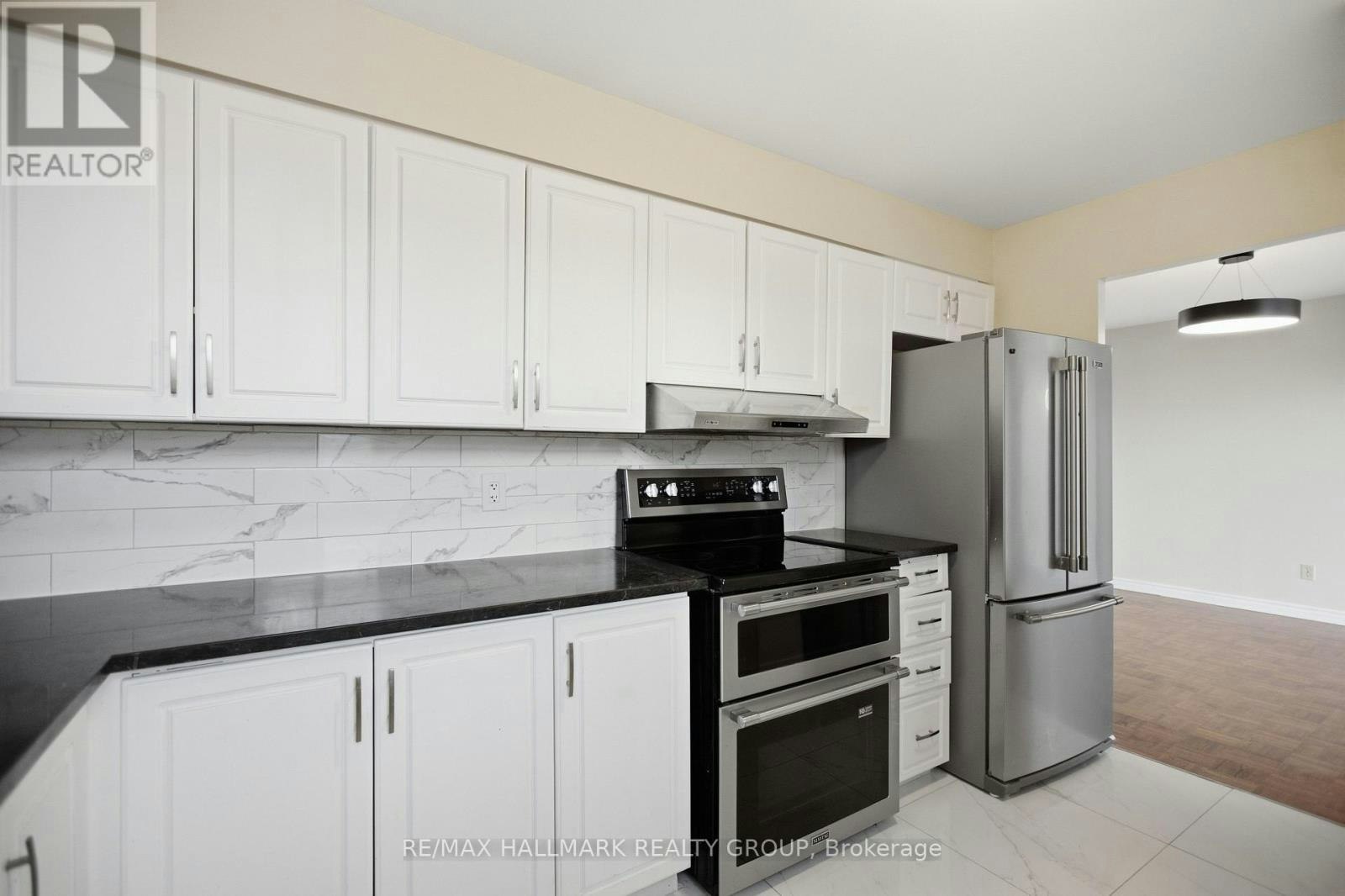 1710-2760 Carousel Crescent, Ottawa, ON, K1T 2N4 - 14
