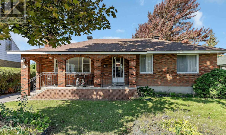 131 Oakridge Boulevard