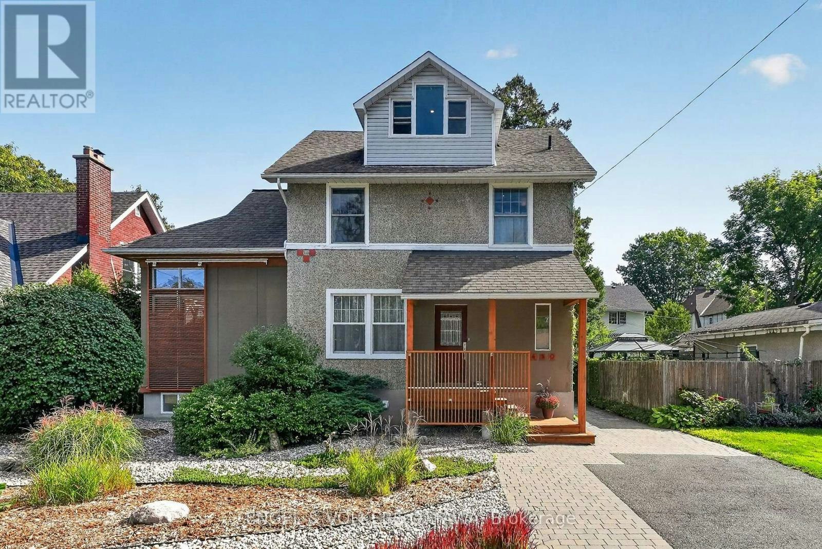459 Highland Avenue, Ottawa, ON, K2A 2J5