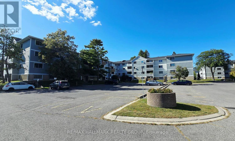 101-214 Viewmount Drive