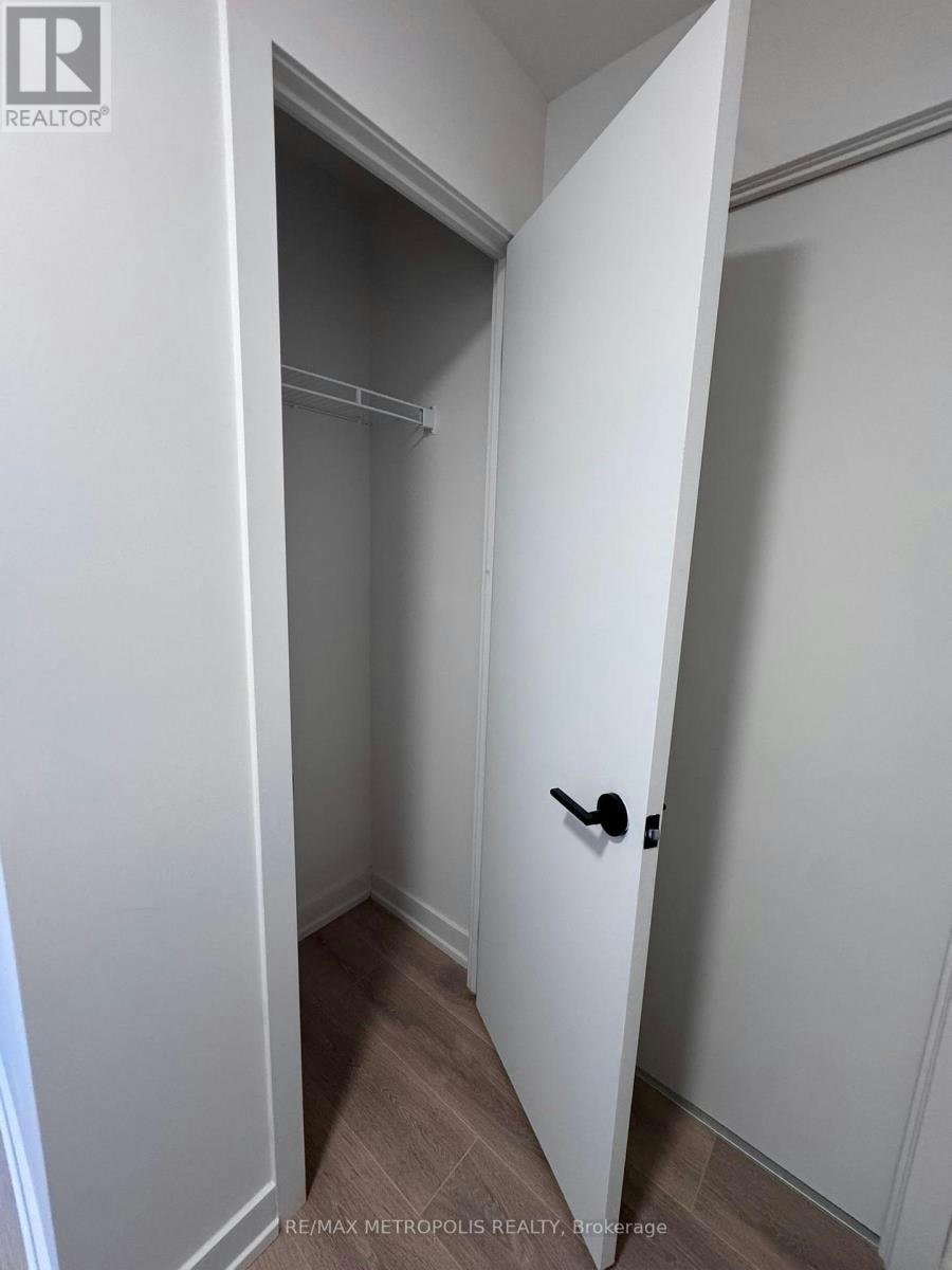1418-181 Sterling Road, Toronto, ON, M6R 2B2 - 10
