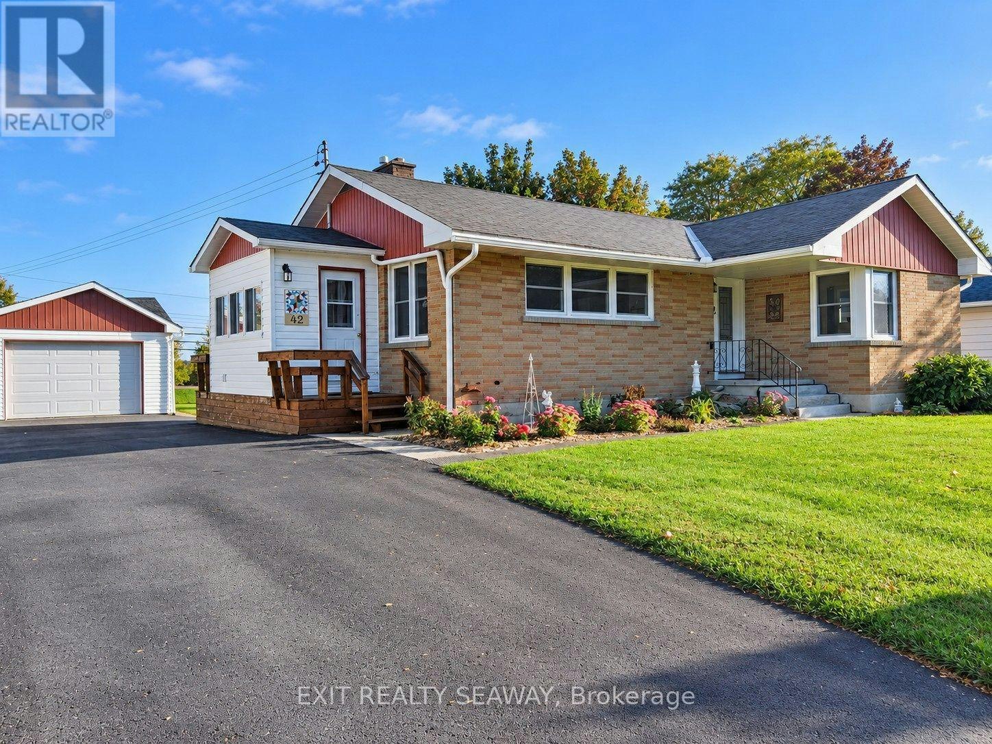 42 Santa Cruz Drive, South Stormont, ON, K0C 1M0