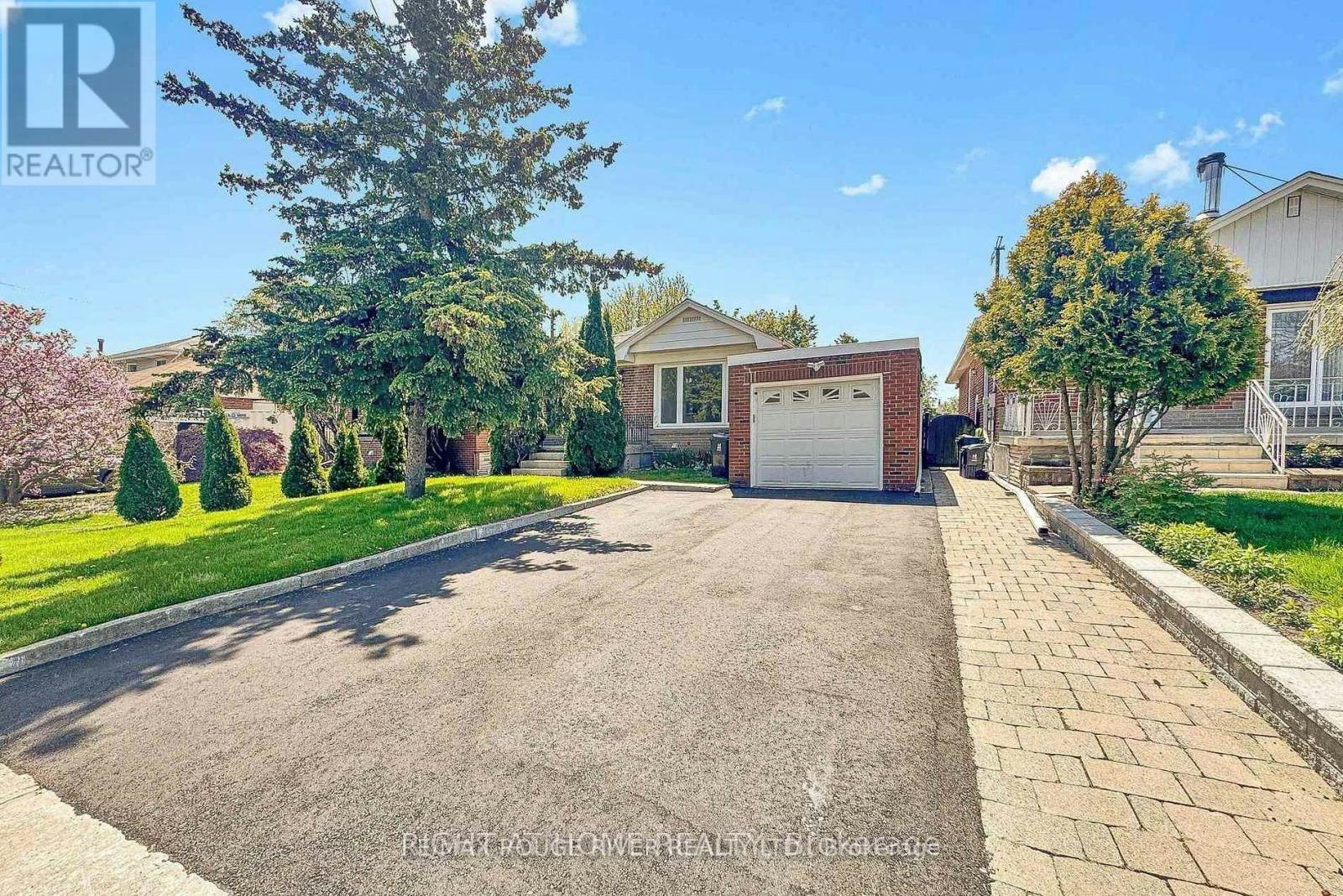 BASEMENT-22 Lingarde Drive, Toronto, ON, M1R 1X6 - 2