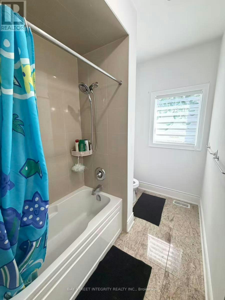 MAIN-60 Caria Court, Vaughan, ON, L4H 4G5 - 12