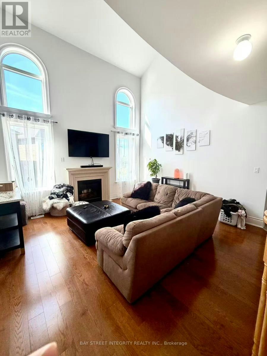 MAIN-60 Caria Court, Vaughan, ON, L4H 4G5 - 5
