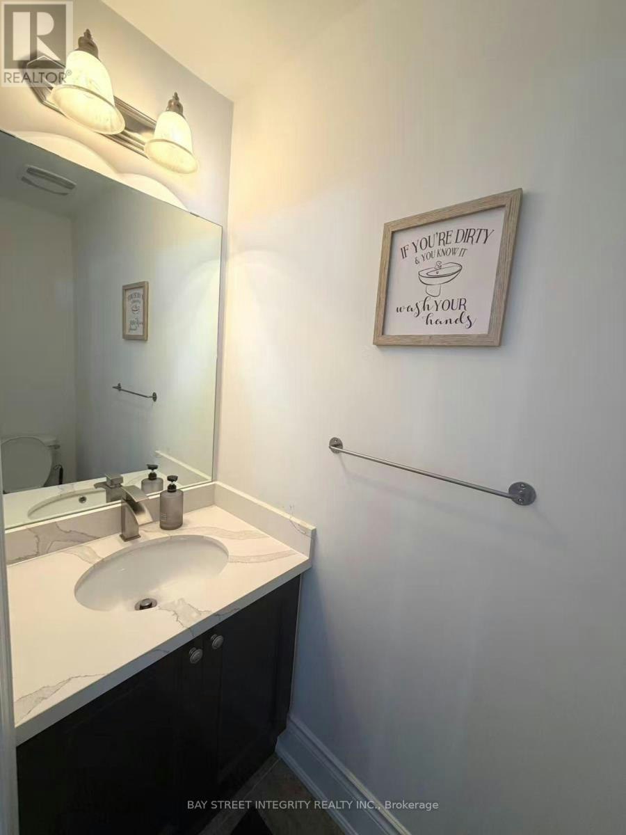 MAIN-60 Caria Court, Vaughan, ON, L4H 4G5 - 8