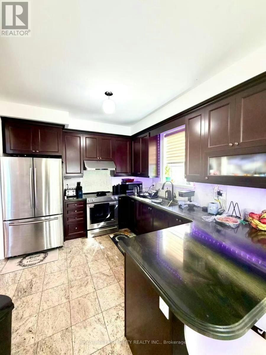 MAIN-60 Caria Court, Vaughan, ON, L4H 4G5 - 2