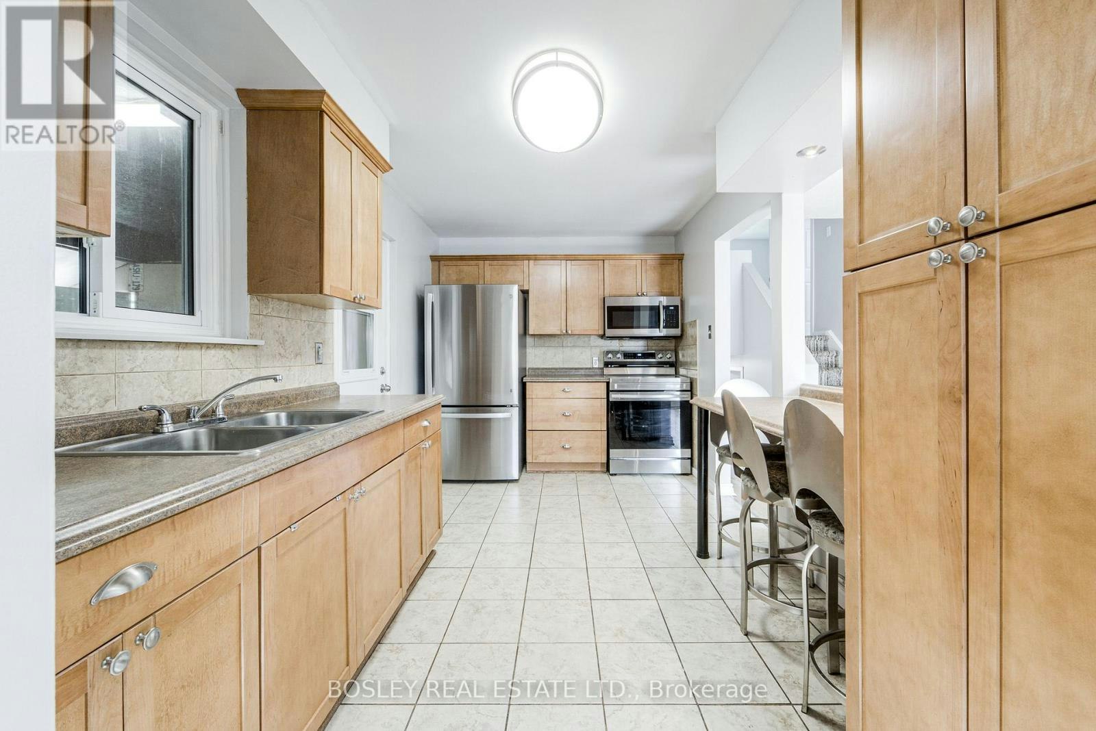 46 Austen Lane, Barrie, ON, L4N 5C7 - 3