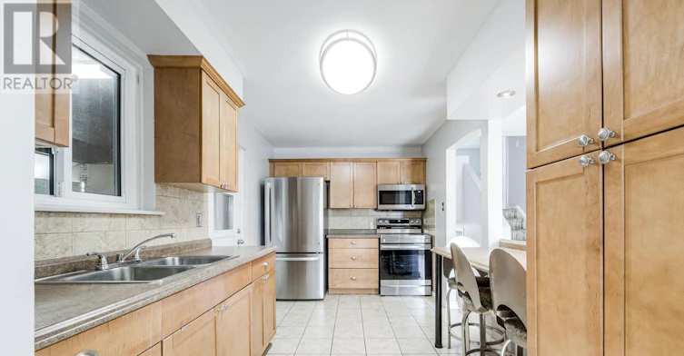 46 Austen Lane, Barrie, ON, L4N 5C7 - 3