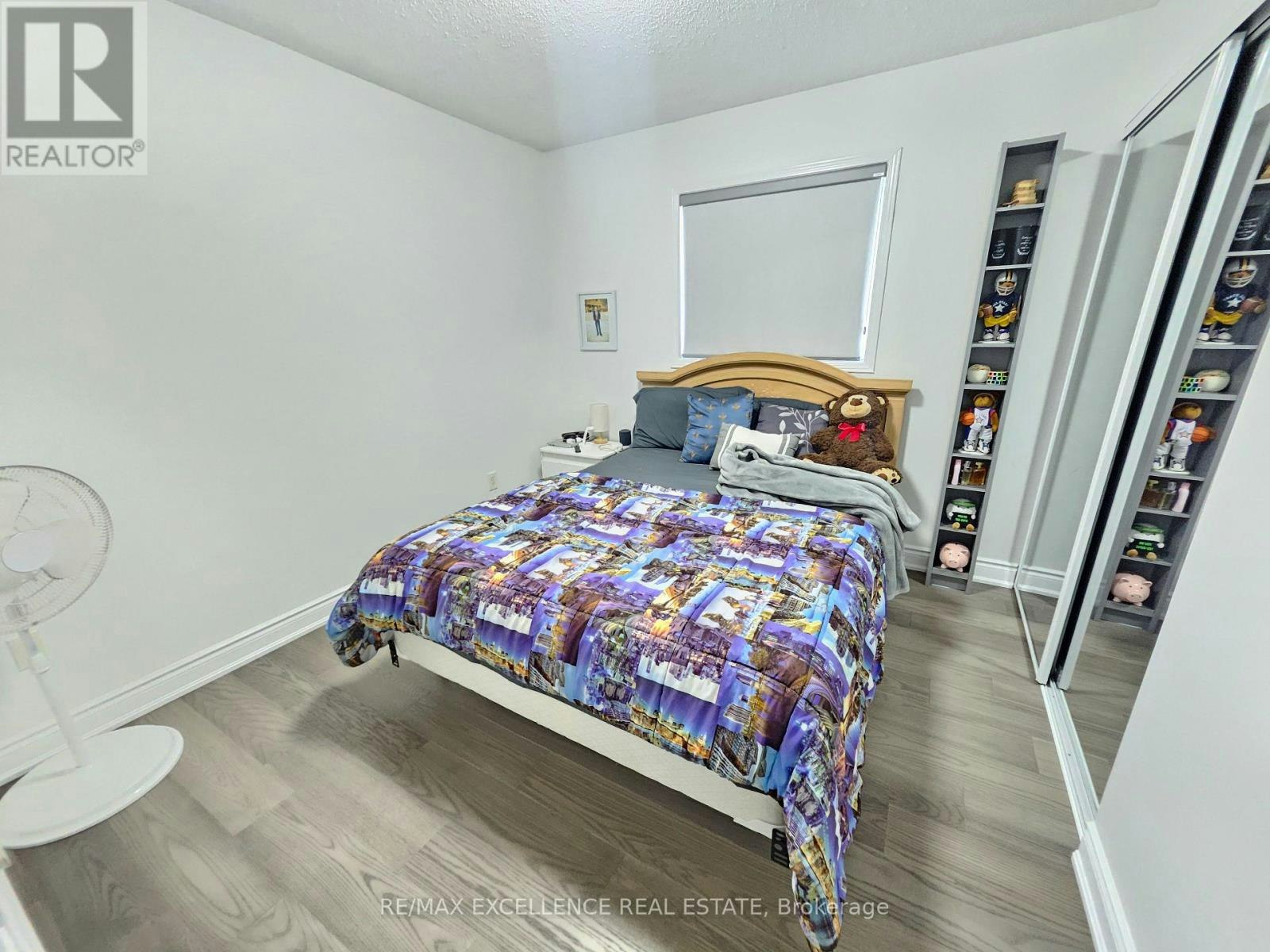 UPPER-24 Hayloft Court, Brampton, ON, L6X 4R7 - 24