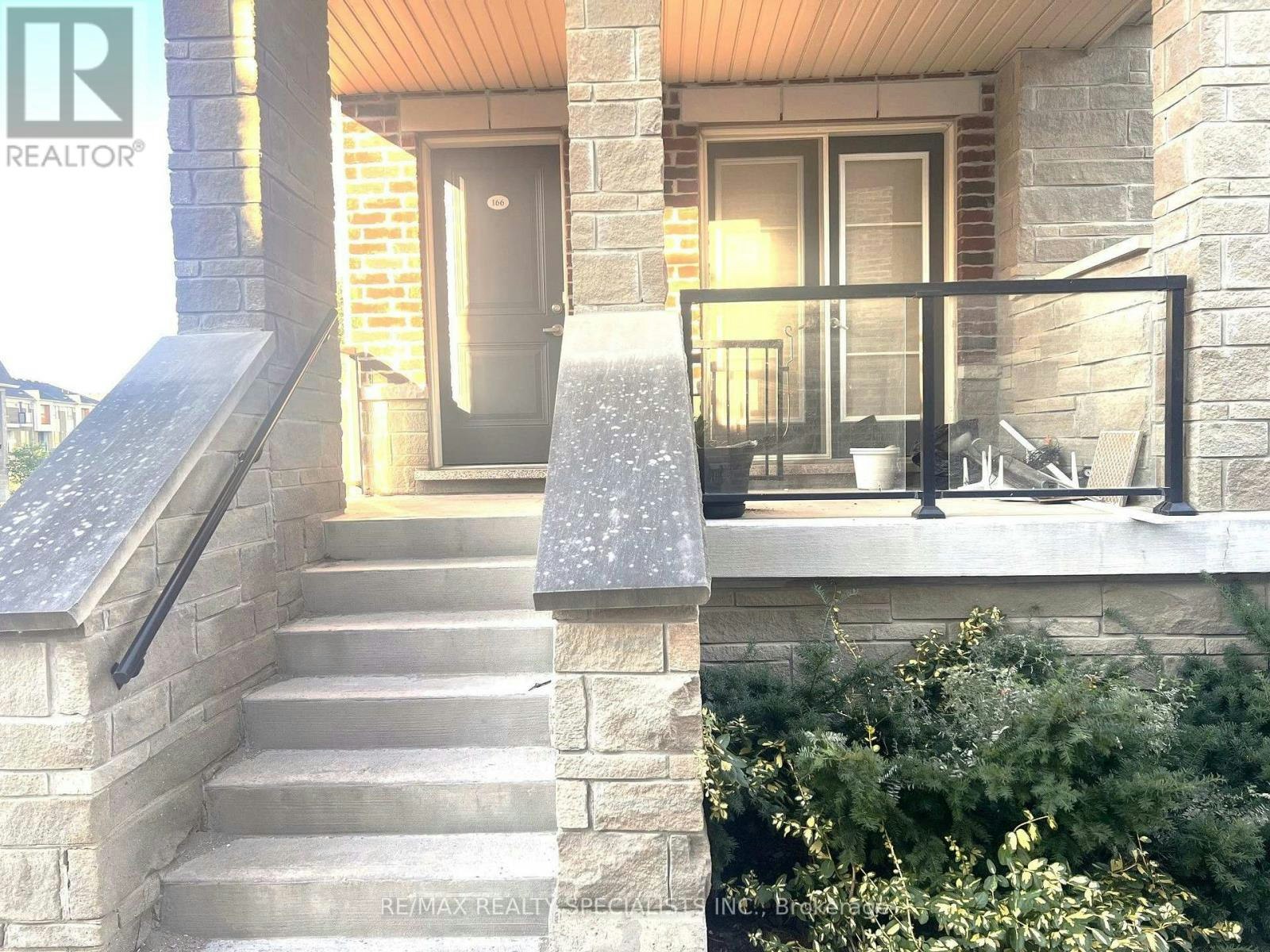 166-200 Veterans Drive, Brampton, ON, L7A 4S6 - 2