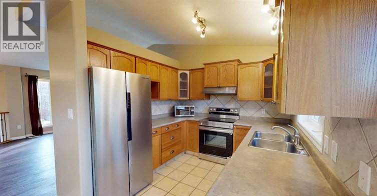 13010 89a Street, Grande Prairie, AB, T8X 1W1 - 6