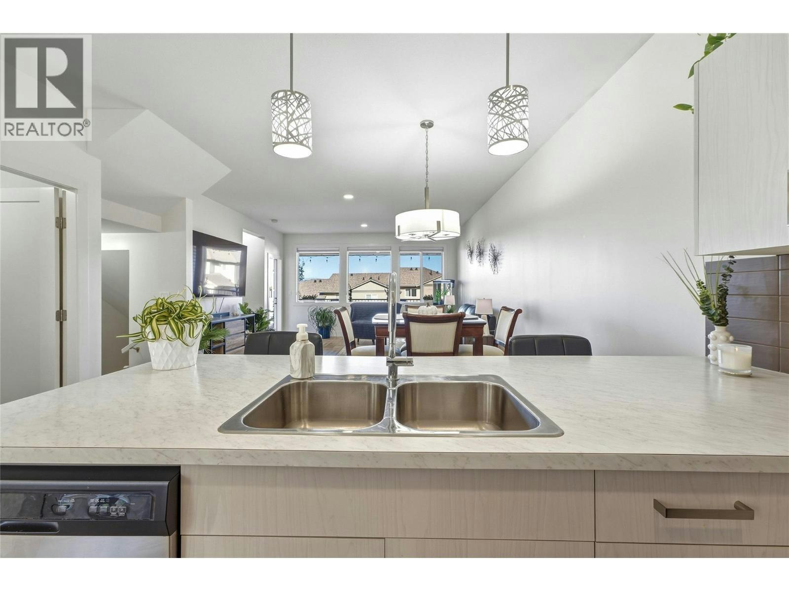 25-933 Mt Robson Place, Vernon, BC, V1B 4G4 - 11