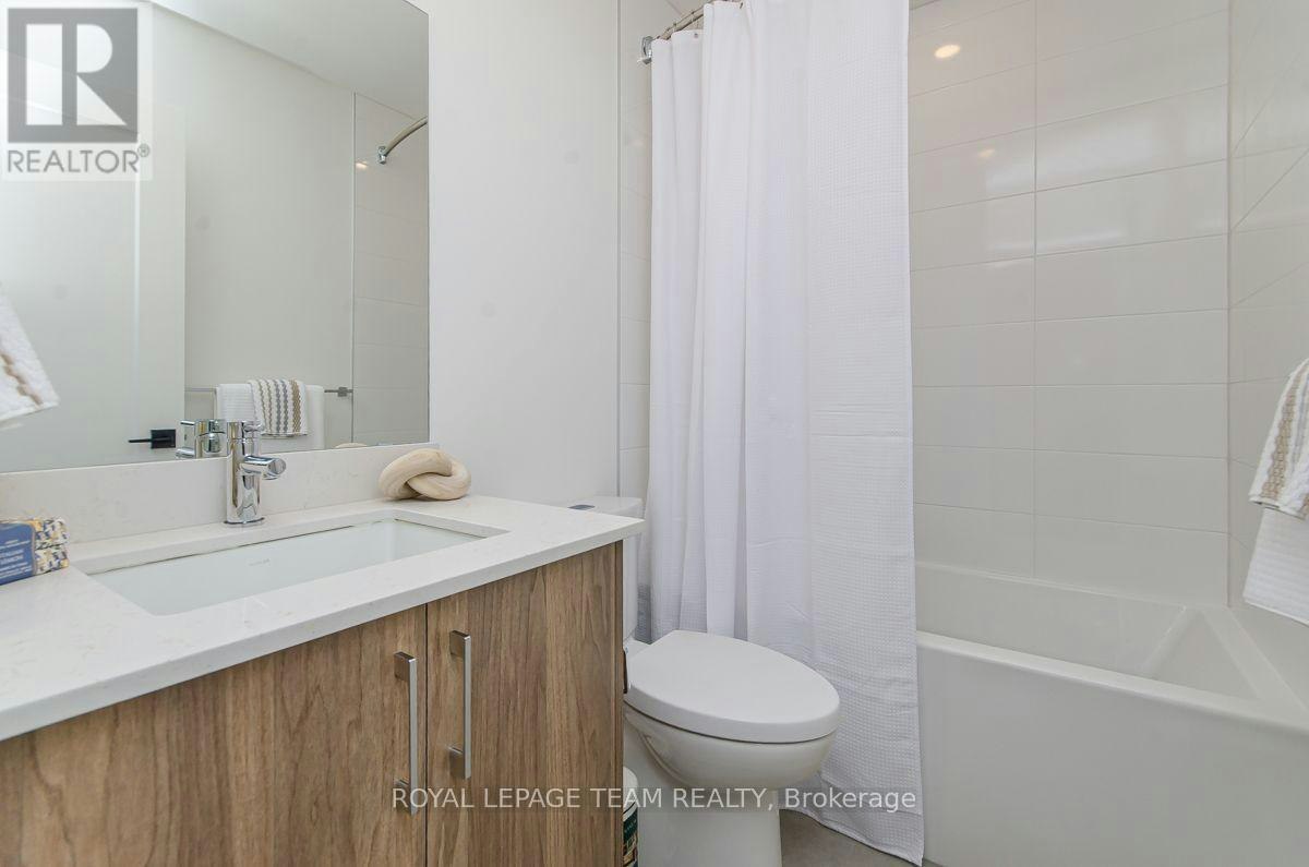 203-398 Roosevelt Avenue, Ottawa, ON, K2A 1Z3 - 11