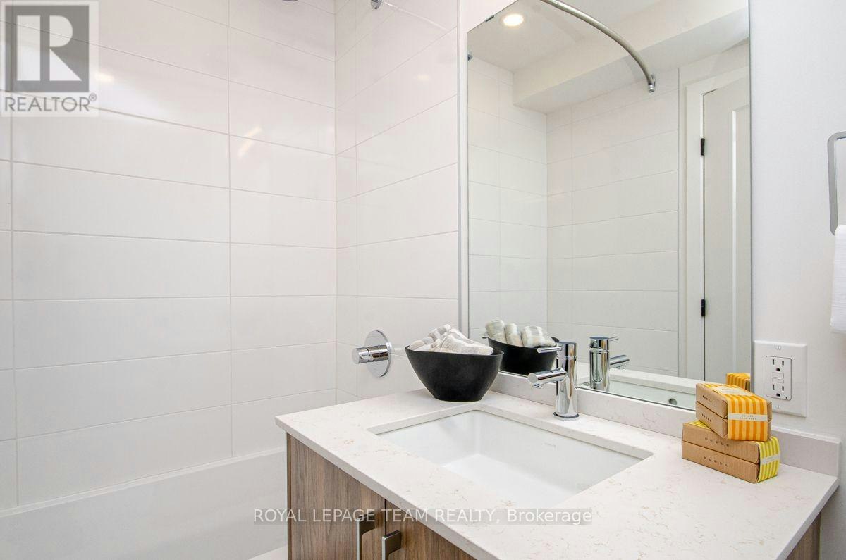 506-398 Roosevelt Avenue, Ottawa, ON, K2A 4J2 - 5