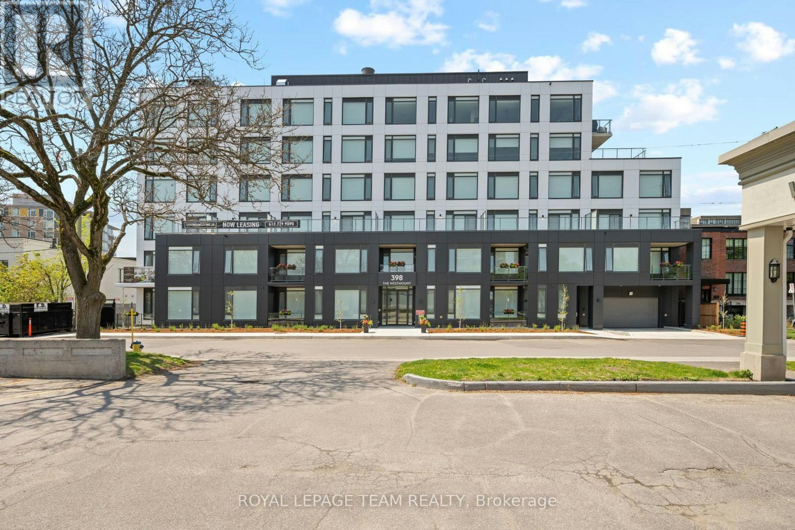 506-398 Roosevelt Avenue, Ottawa, ON, K2A 4J2