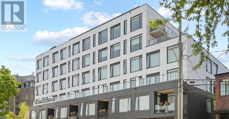 313-398 Roosevelt Avenue, Ottawa, ON, K2A 4J2