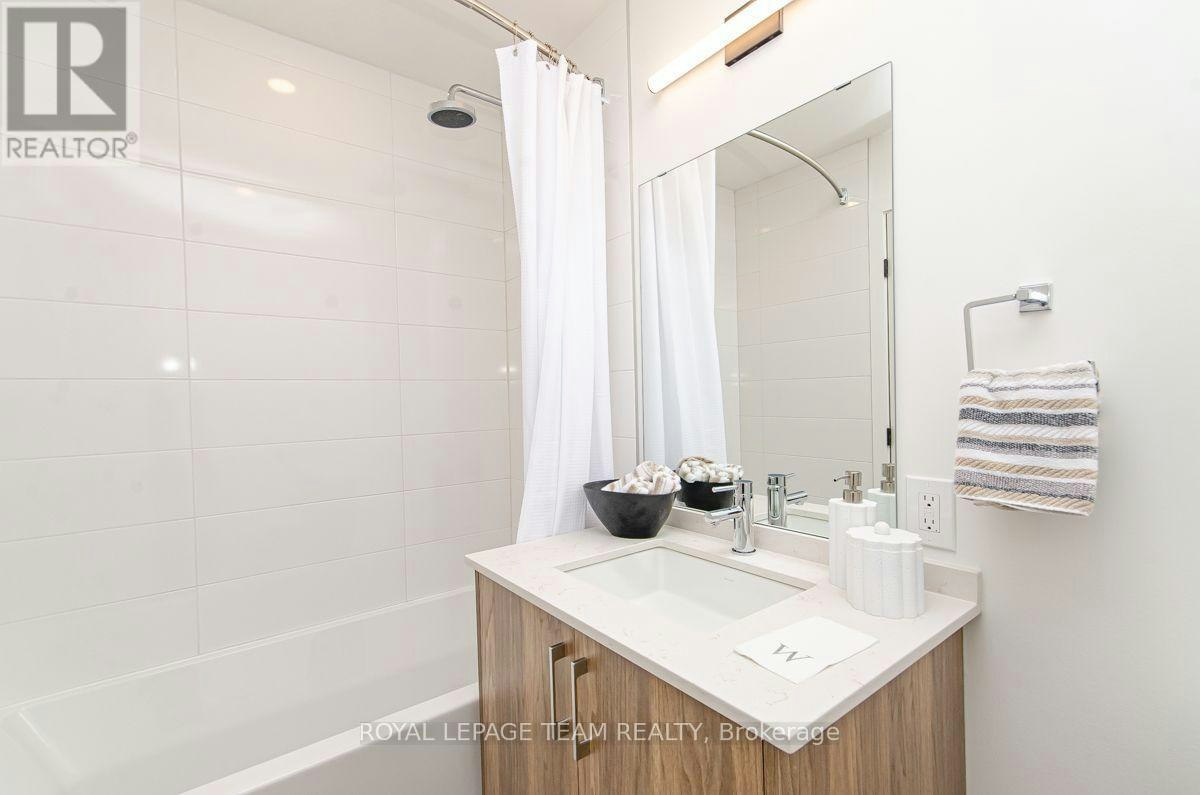 313-398 Roosevelt Avenue, Ottawa, ON, K2A 4J2 - 6