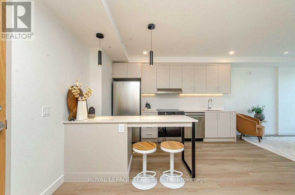 313-398 Roosevelt Avenue, Ottawa, ON, K2A 4J2 - 8
