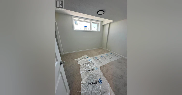 601 Glenroy Gilbert Drive, Ottawa, ON, K2J 5W2 - 3