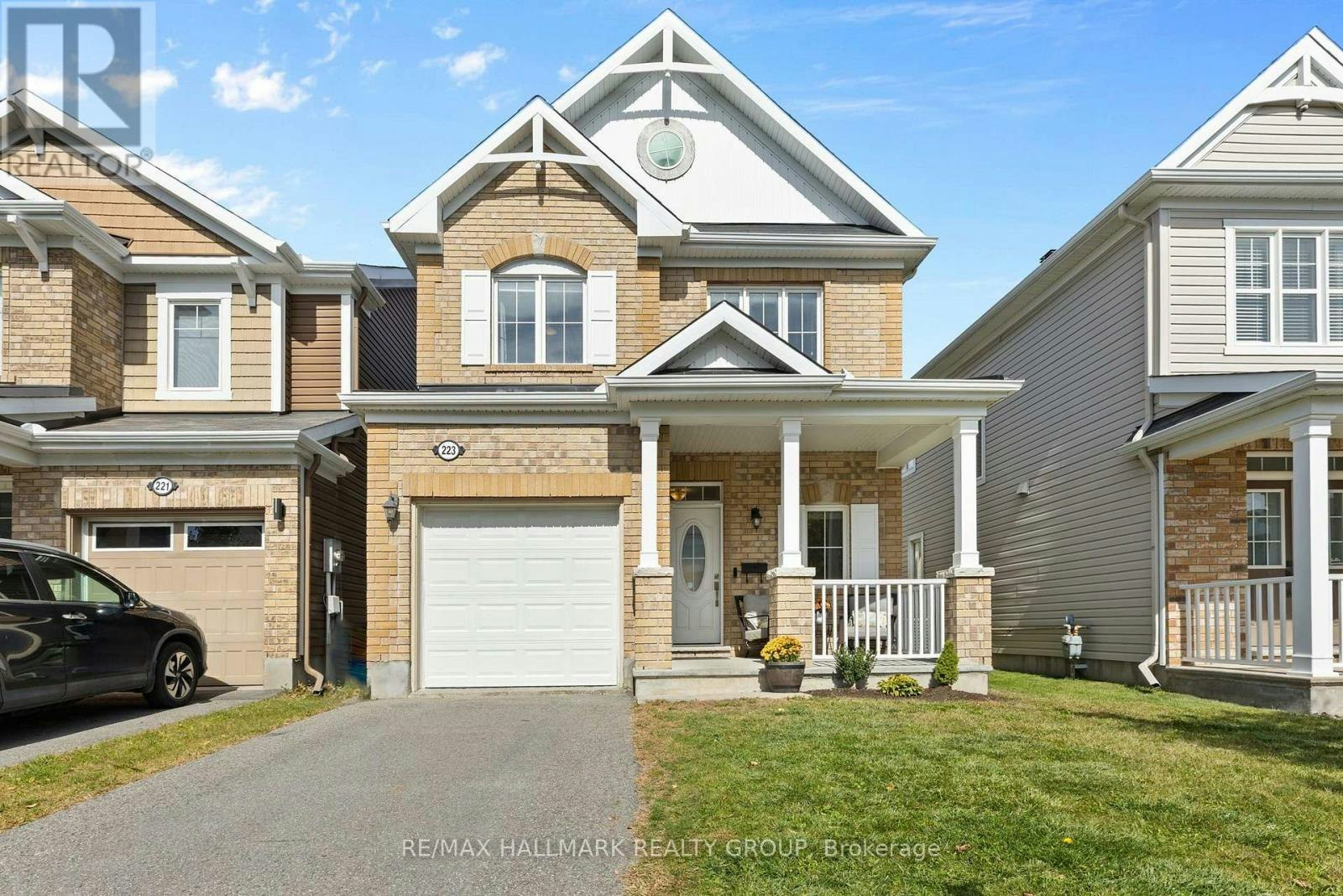 223 Serra Ridge, Ottawa, ON, K4A 0V8