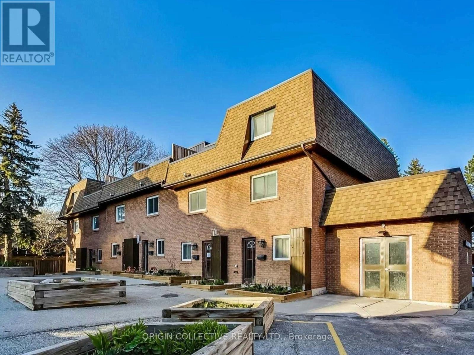 19-20 Hainford Street, Toronto, ON, M1E 4Y5
