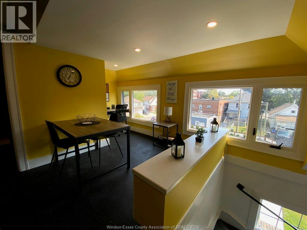 UPPER-1610 Victoria Avenue, Windsor, ON, N8X 1P7 - 7