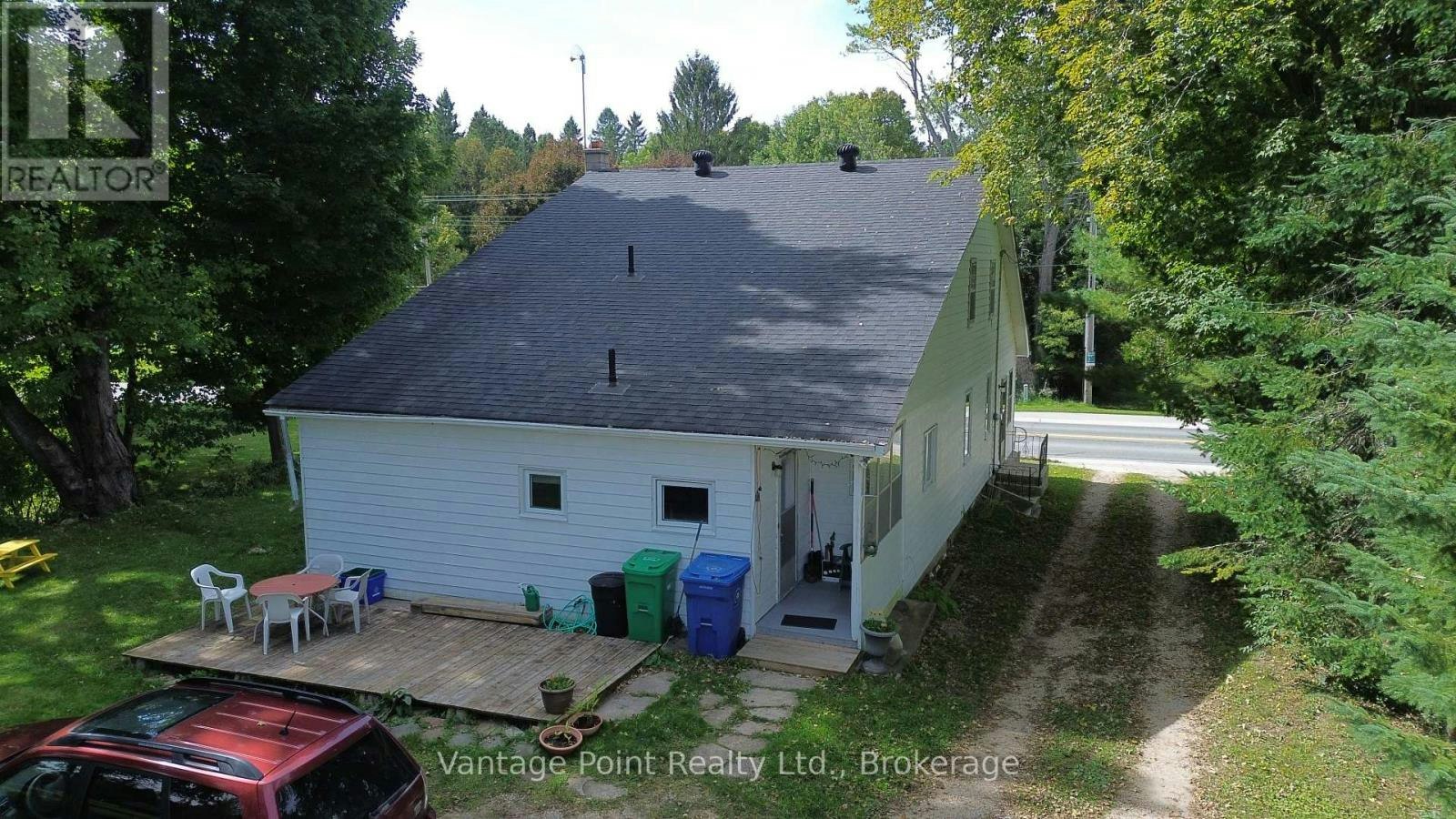 316057 6 Highway, Chatsworth, ON, N0H 2V0