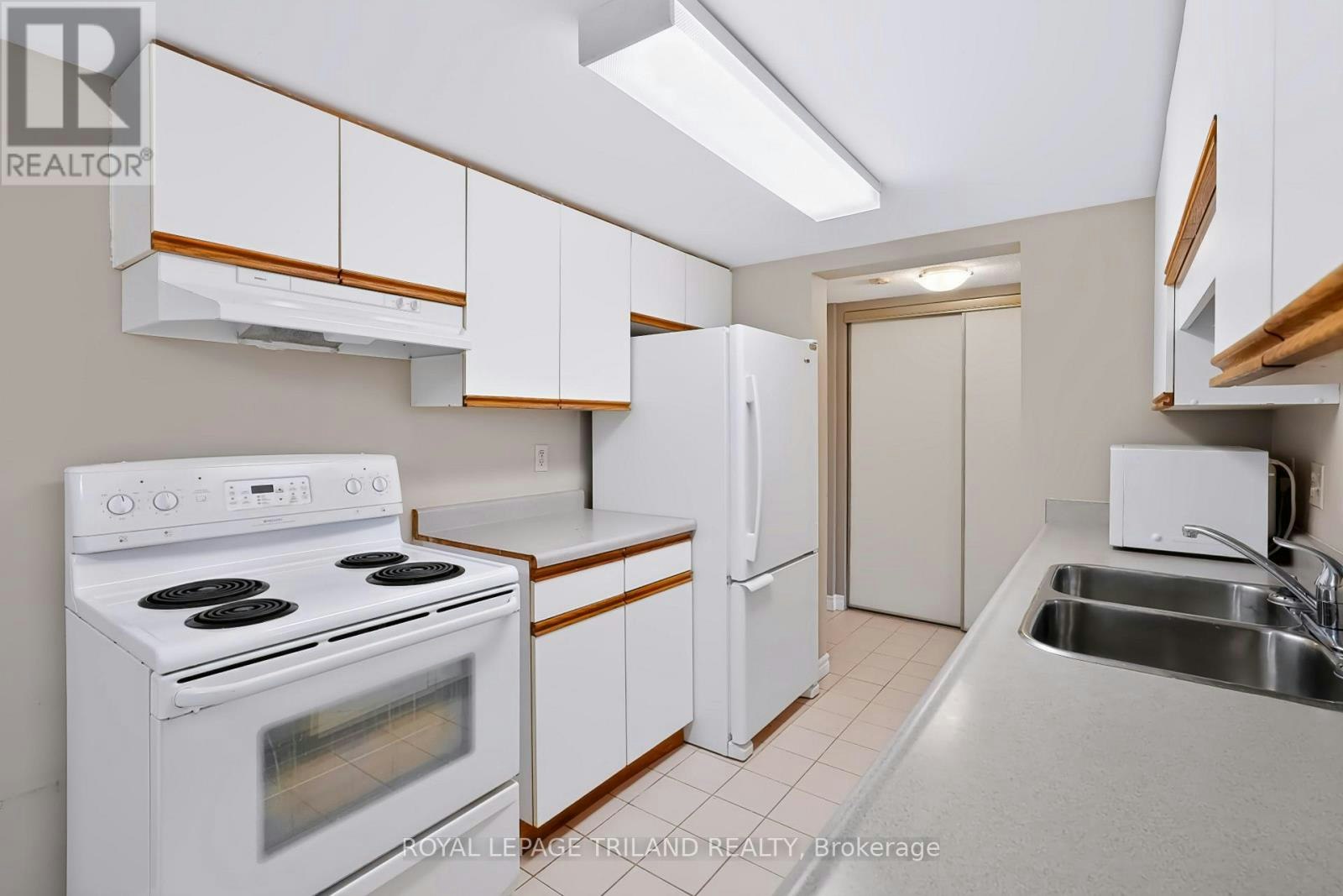 307-1510 Richmond Street, London, ON, N6G 4V2 - 5