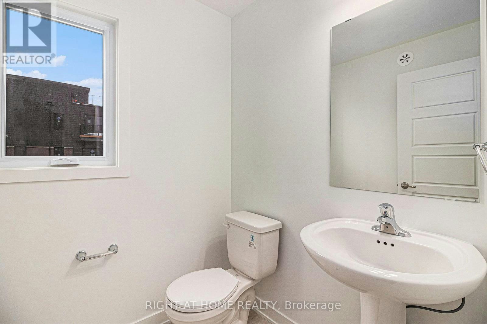 402 Mishi Private, Ottawa, ON, K1K 5C5 - 8