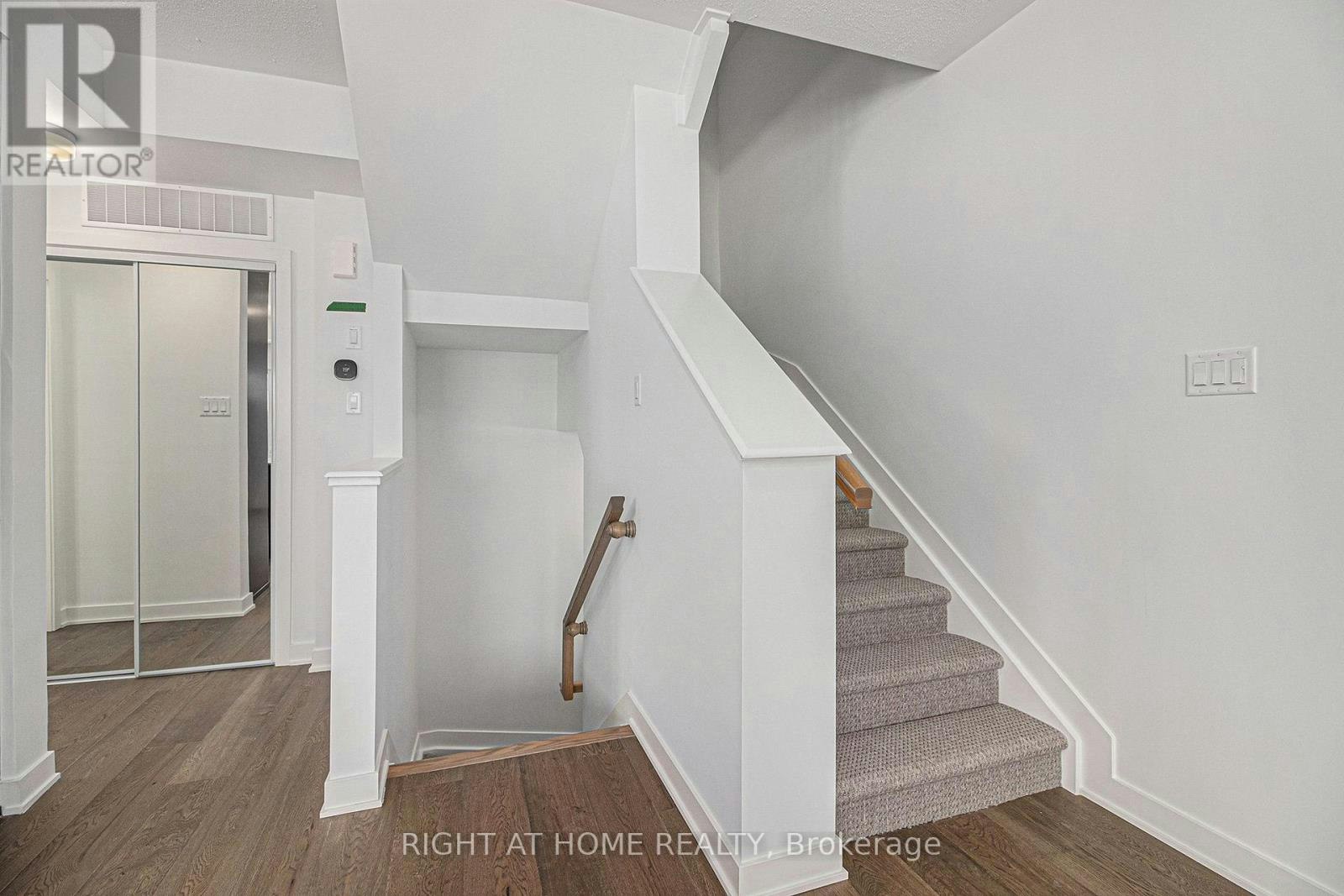 402 Mishi Private, Ottawa, ON, K1K 5C5 - 6