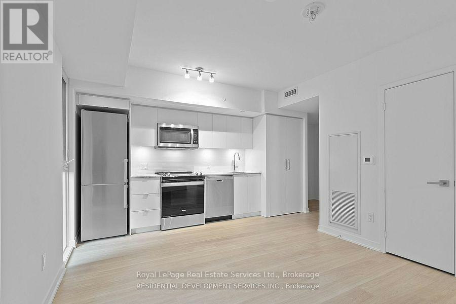 636-500 Wilson Avenue, Toronto, ON, M3H 0E5 - 2