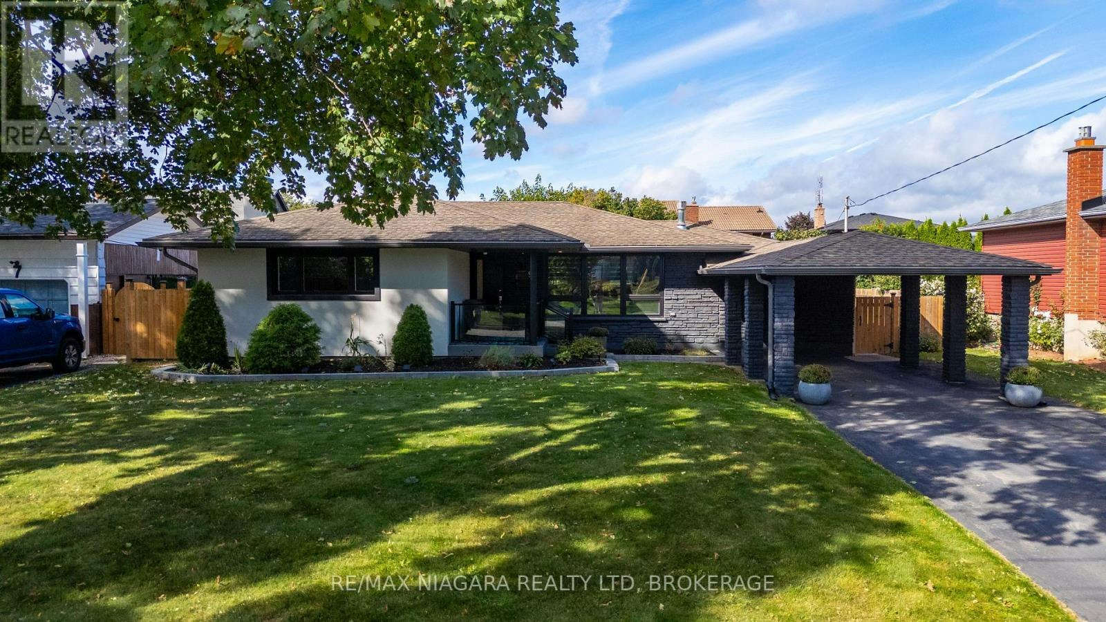9 Bishops Road, St. Catharines, ON, L2M 1T8
