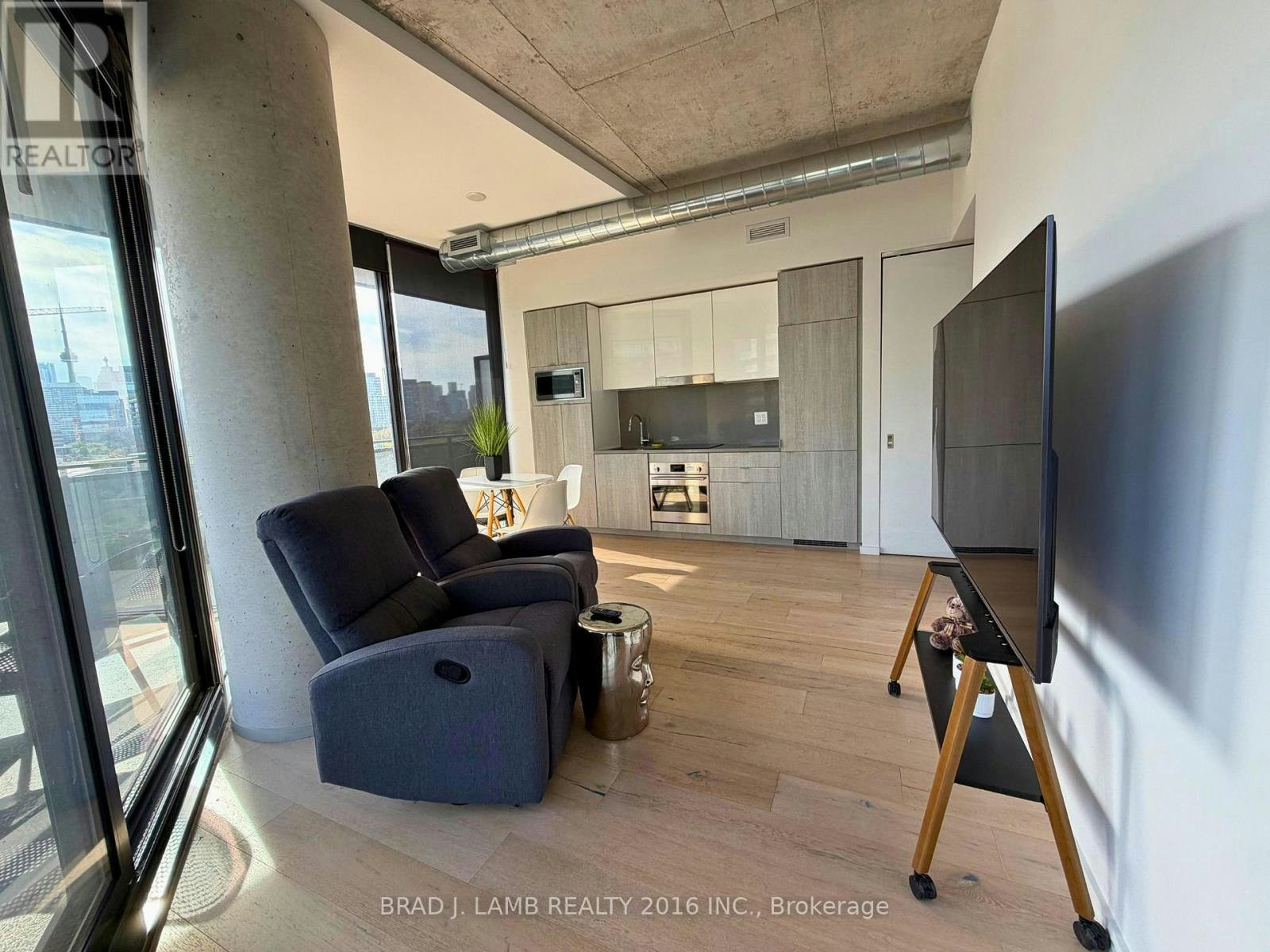 604-21 Lawren Harris Square, Toronto, ON, M5A 0T4