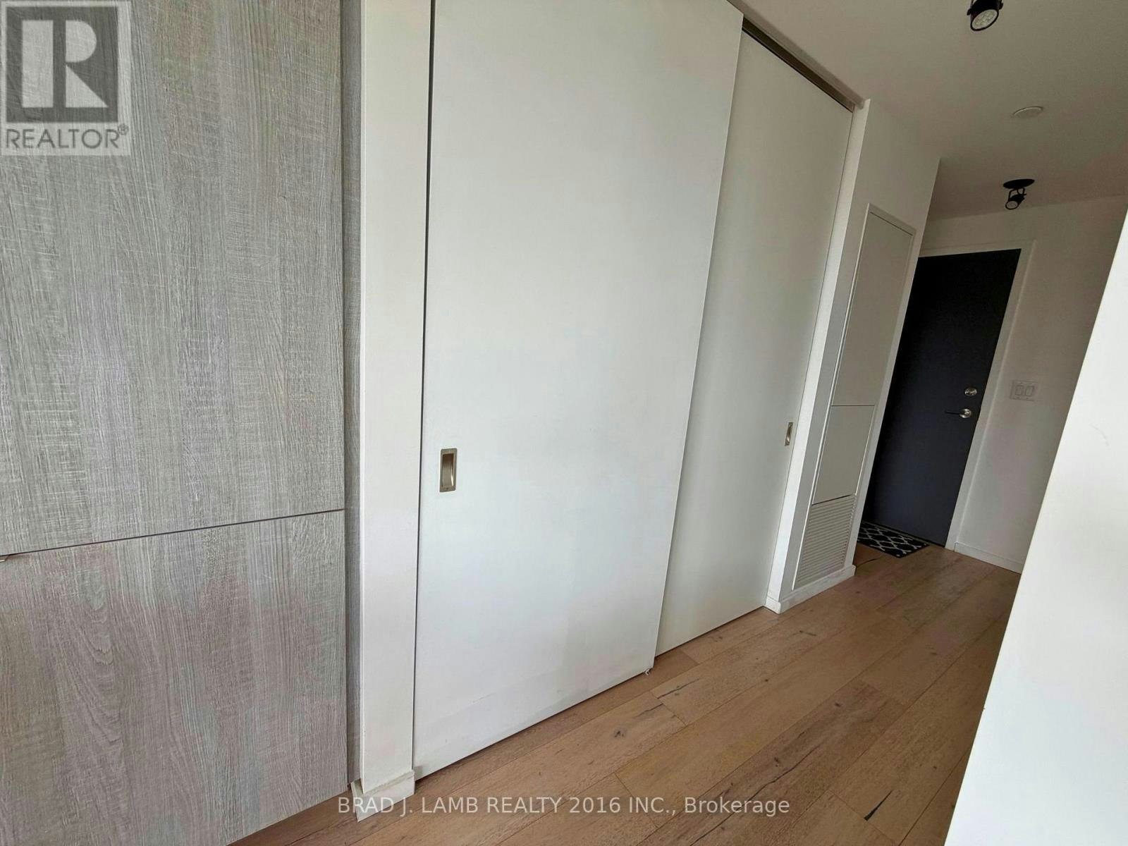 604-21 Lawren Harris Square, Toronto, ON, M5A 0T4 - 3