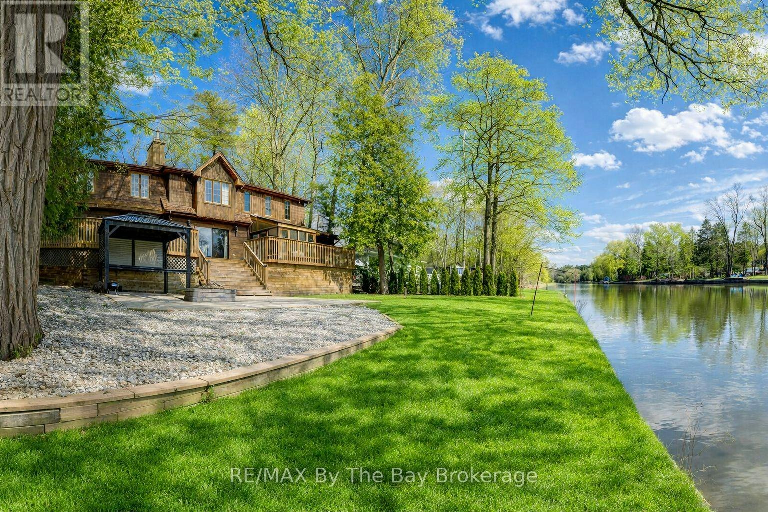 646 Oxbow Park Drive, Wasaga Beach, ON, L9Z 2V2