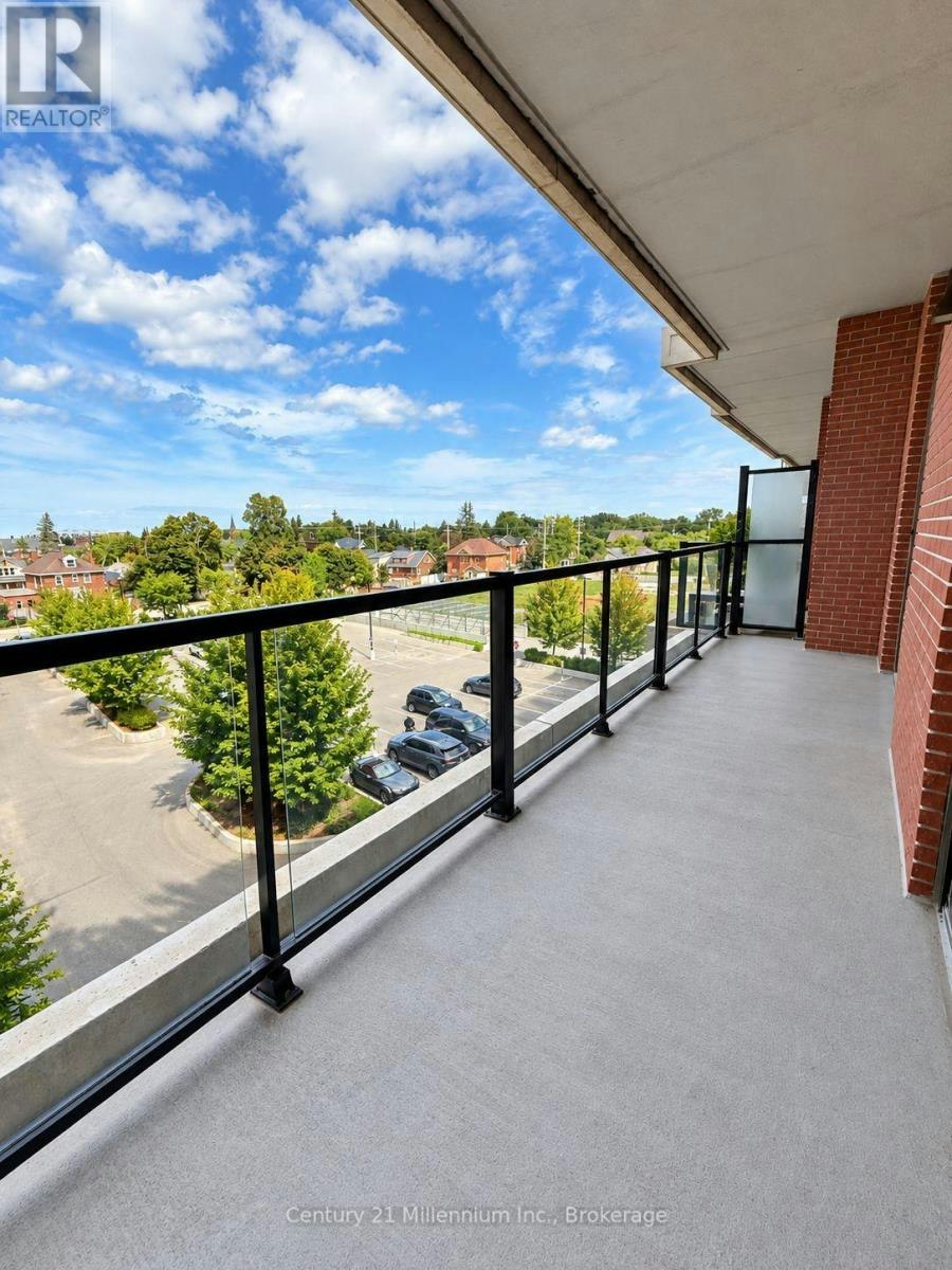 402-1 Hume Street, Collingwood, ON, L9Y 0X3 - 17