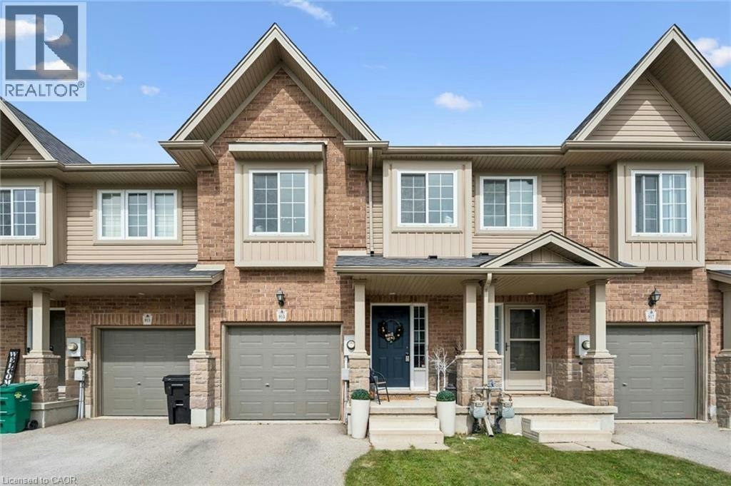 915 Zeller Crescent, Kitchener, ON, N2A 0C7